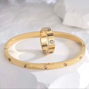 Ser Minimalist Ring and Bracelet / ring size 7